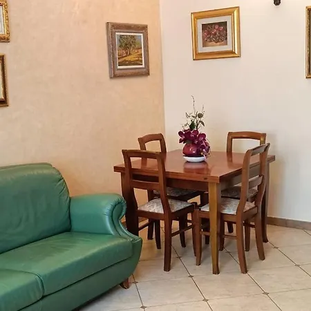 Luma - Careggi Apartment Florenz